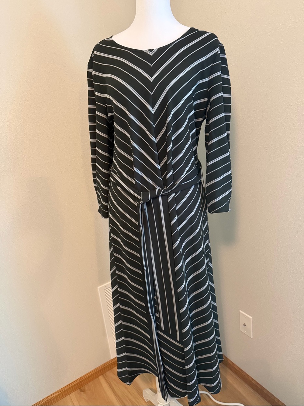 Nine West Black and Gray Striped Midi Dress with Front Tie NWOT